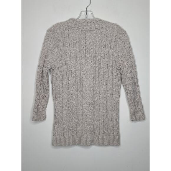 Eddie Bauer cream cable v-neck sweater - medium - Picture 3 of 3